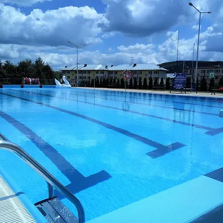 Apartament Bieszczadzkie Klimaty Ustrzyki Dolne Exterior foto